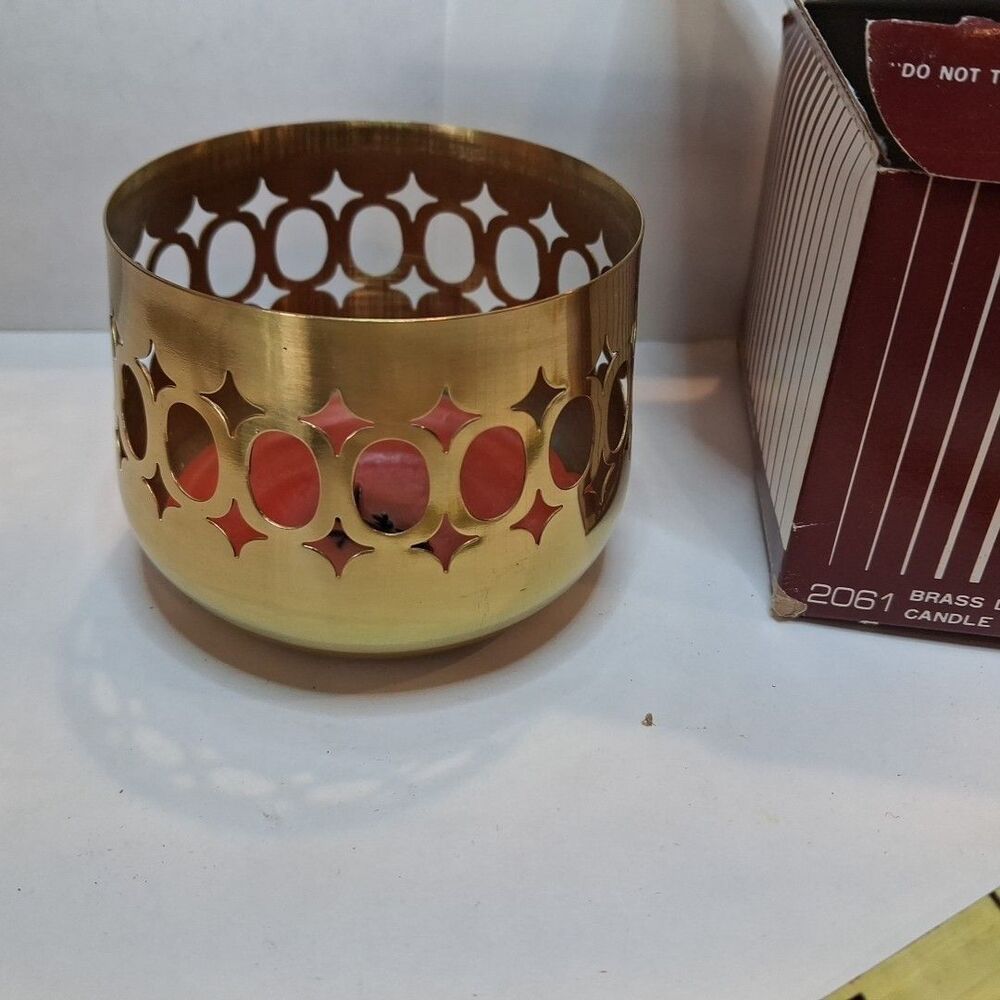 Brass Tea Light Candle Holder Small Round Cup Star Circle Cutout Vintage #1402
